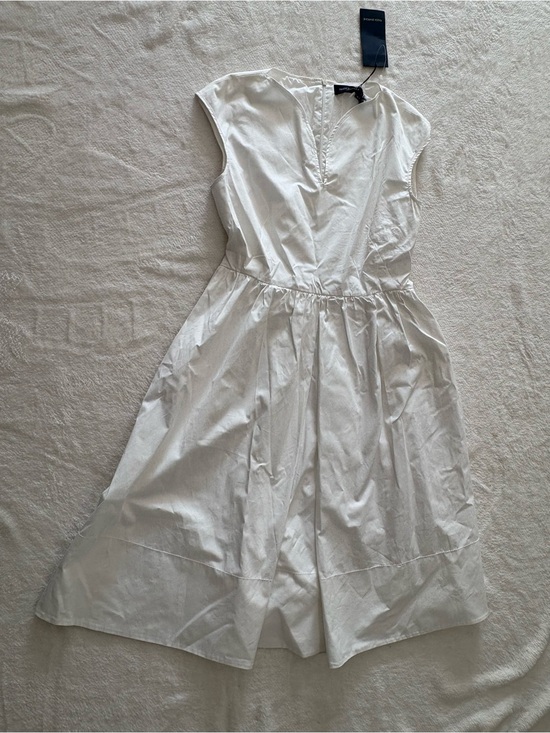Piazza Sempione Dresses & Skirts - Piazza Sempione White Cap-Sleeve Gathered-Waist Midi Dress